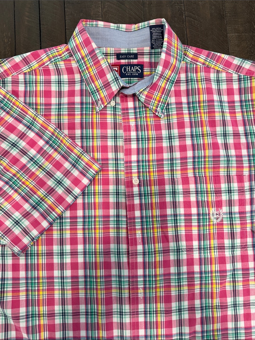 Chaps Men’s Pink Plaid Short-Sleeve Button Down Shirt with Multicolor Accents
